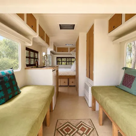 Chic Vintage Caravan Retreat, Just 25 Mins To The Odeceixe